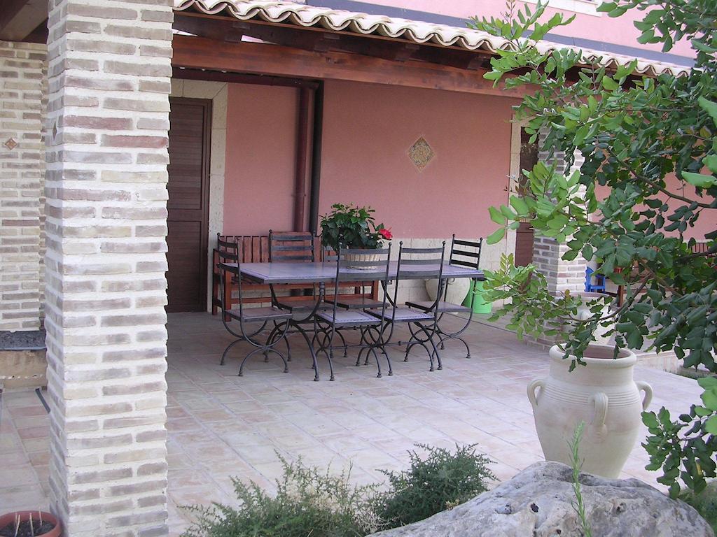 Il Mirto E La Rosa Bed & Breakfast Agrigento Ngoại thất bức ảnh