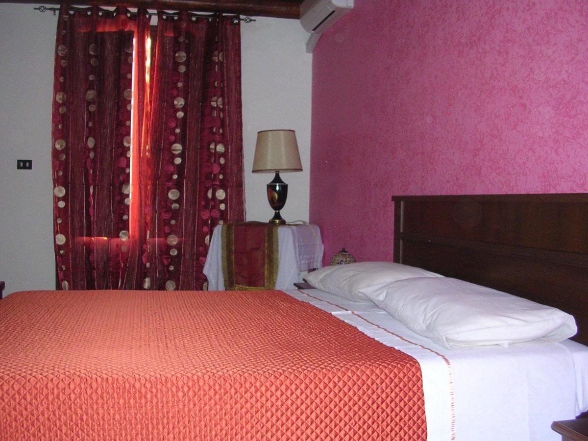 Il Mirto E La Rosa Bed & Breakfast Agrigento Phòng bức ảnh